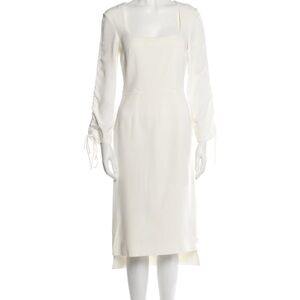 Elegant White Long Sleeve Dress